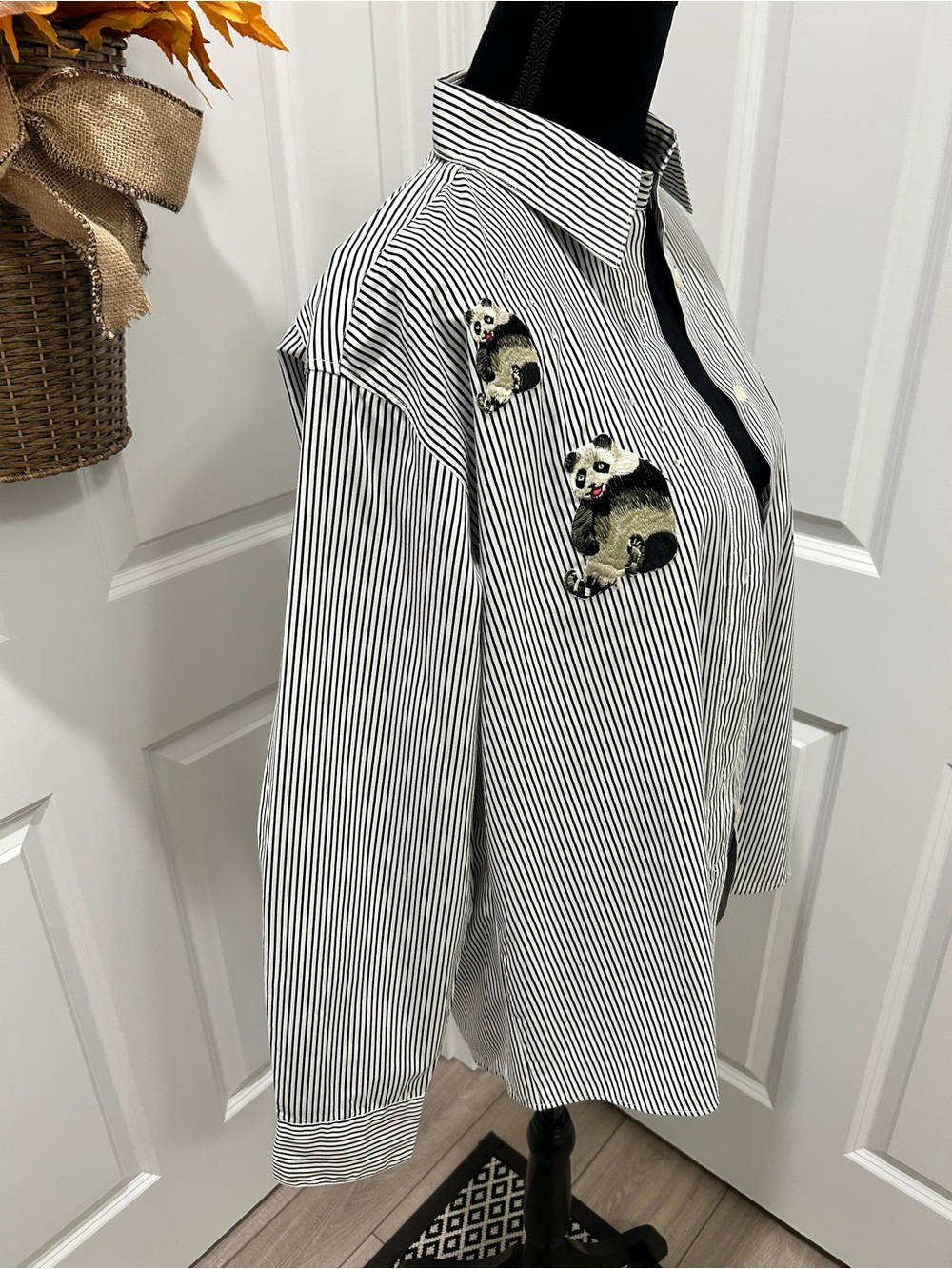 Black & White Striped Panda Bear Button Down Shirt Women’s XL